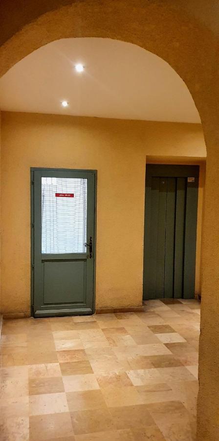 Chambre D'Hotes Sde, Wc Prive Climatise Dans Loft 80M2 Espace Commun Avec Les Habitants Salon Et Cuisine Apartment Toulon Bagian luar foto