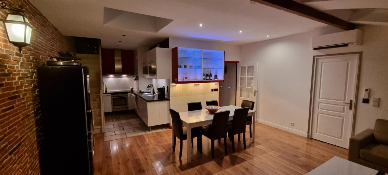 Chambre D'Hotes Sde, Wc Prive Climatise Dans Loft 80M2 Espace Commun Avec Les Habitants Salon Et Cuisine Apartment Toulon Bagian luar foto